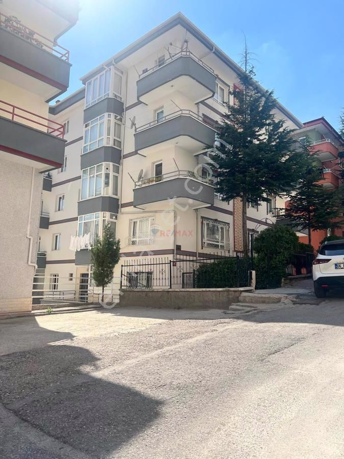 Mamak General Zeki Doğan Satılık Daire MAMAK GENERAL ZEKİ DOĞAN MAH. 95 M2 SATILIK DAİRE