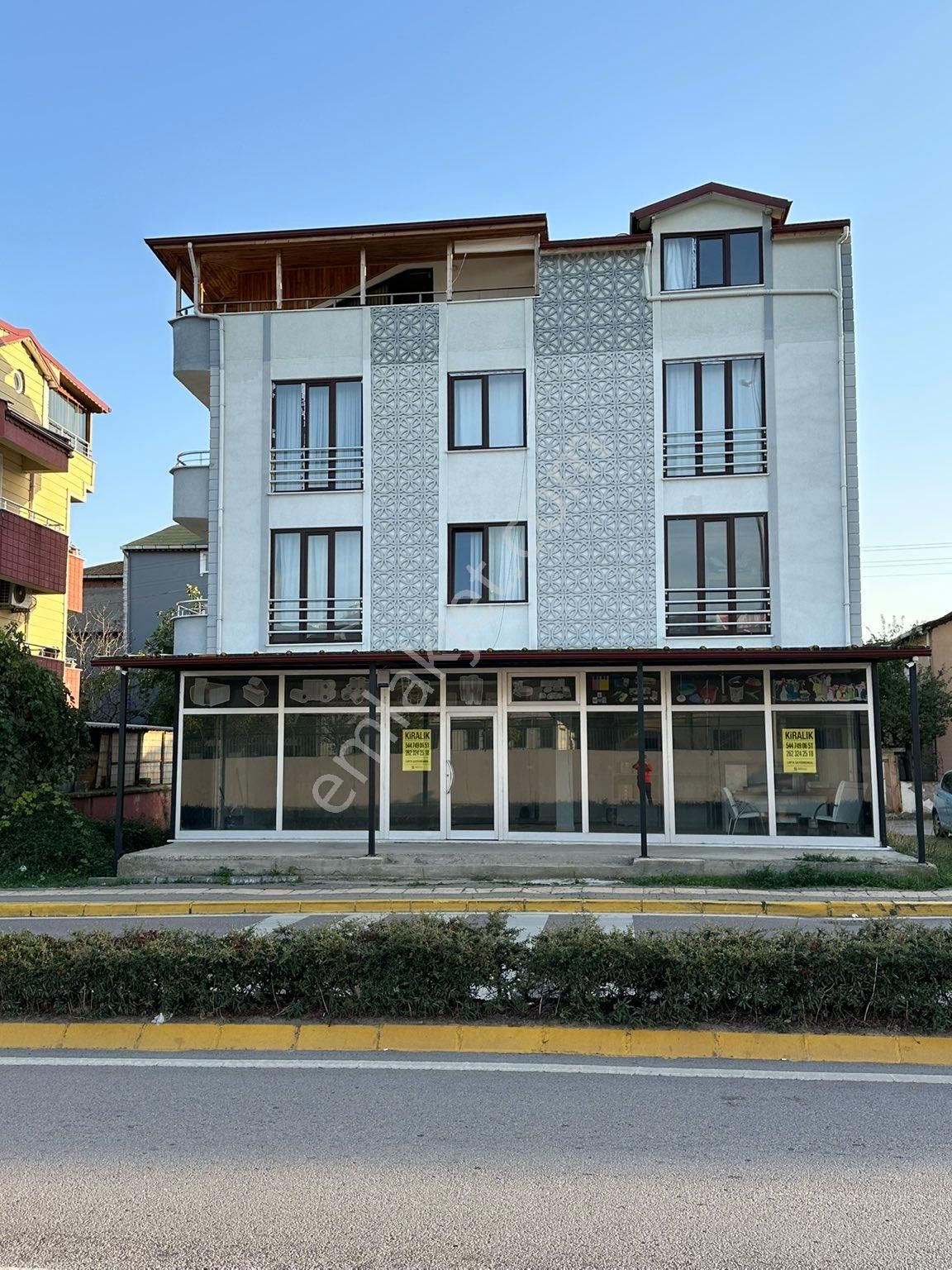 Derince Çenedağ Satılık Daire KARAHANCI GAYRİMENKUL'DEN ÇENEDAĞ MAHALLESİNDE 2+1 SATILIK DAİRE