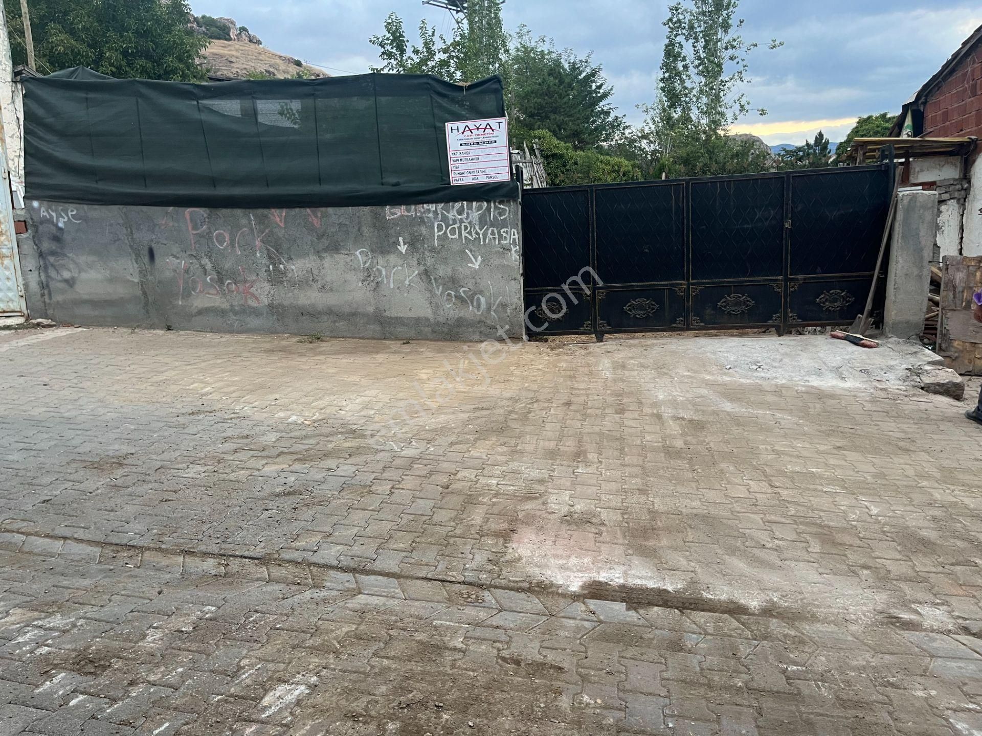 Pansiyon Ruhsatlı 18 Odalı Projesi Hazır Temeli Alınmış İnşaat