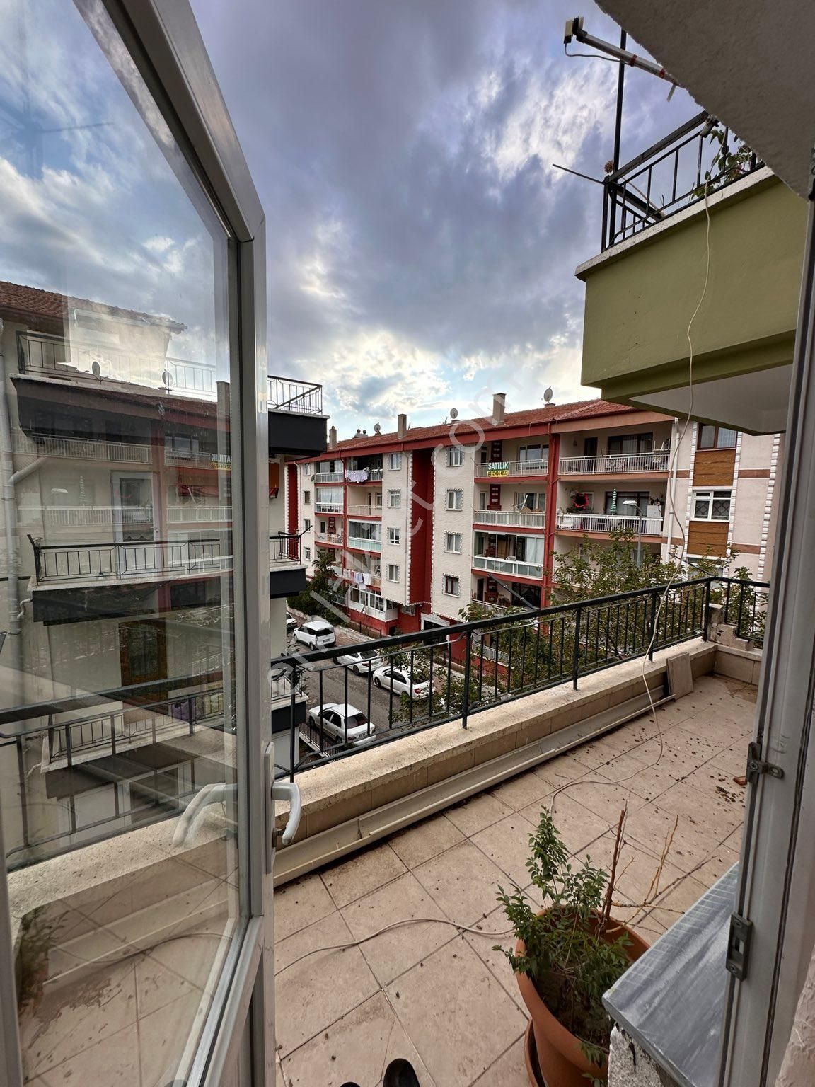 Mükemmel Lokasyon Geniş Dubleks - Görsel 8