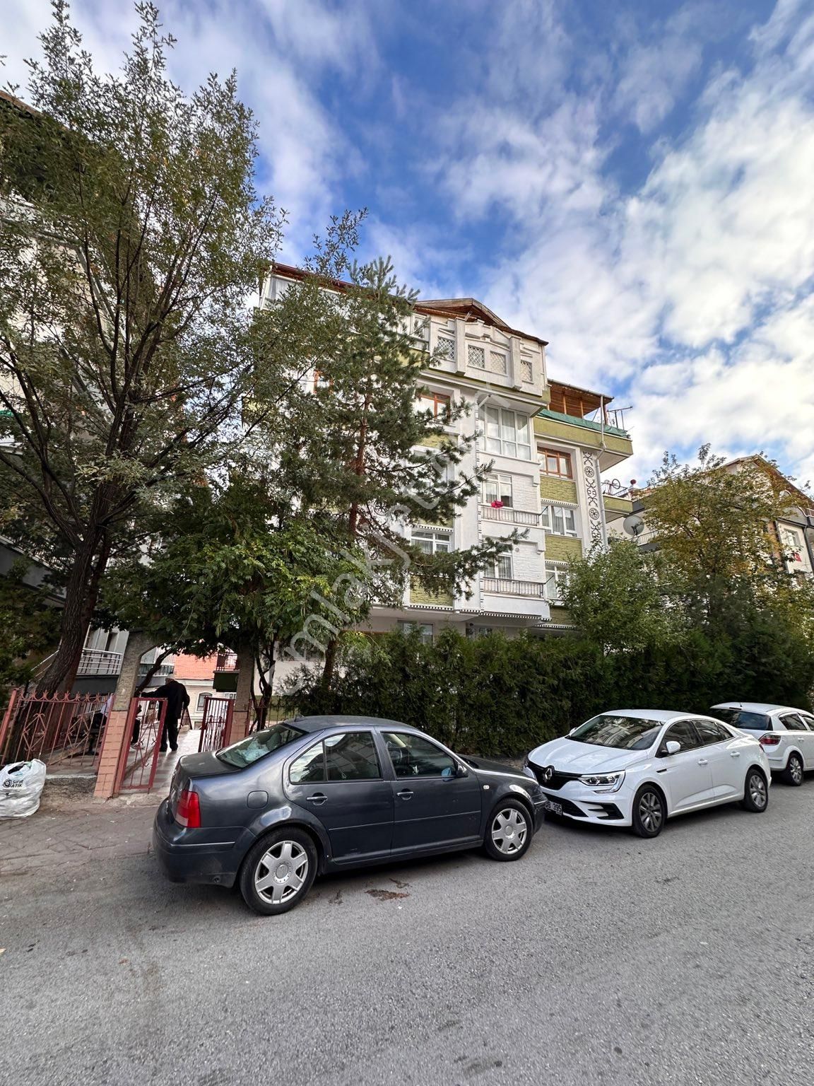 Mükemmel Lokasyon Geniş Dubleks - Görsel 2