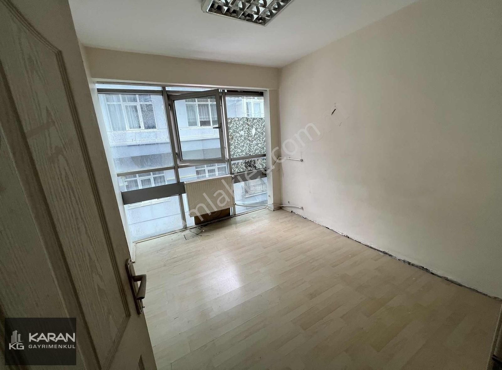 _karan_gazi Cad. 1 Üst Sokağında 4katlı Komple Satılık Bina - Görsel 11