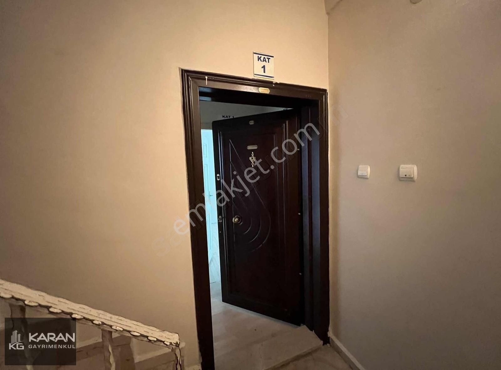 _karan_gazi Cad. 1 Üst Sokağında 4katlı Komple Satılık Bina - Görsel 14