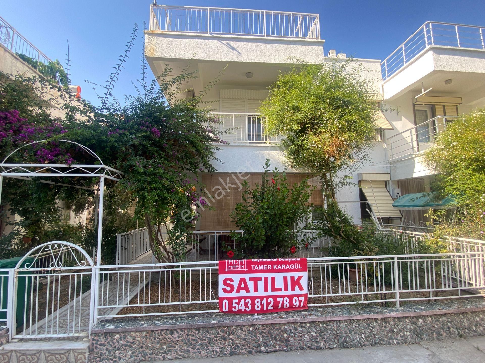 Kuşadası Karaova Satılık Villa  DENİZE ÇOK YAKIN, BAHÇELİ SATILIK VİLLA