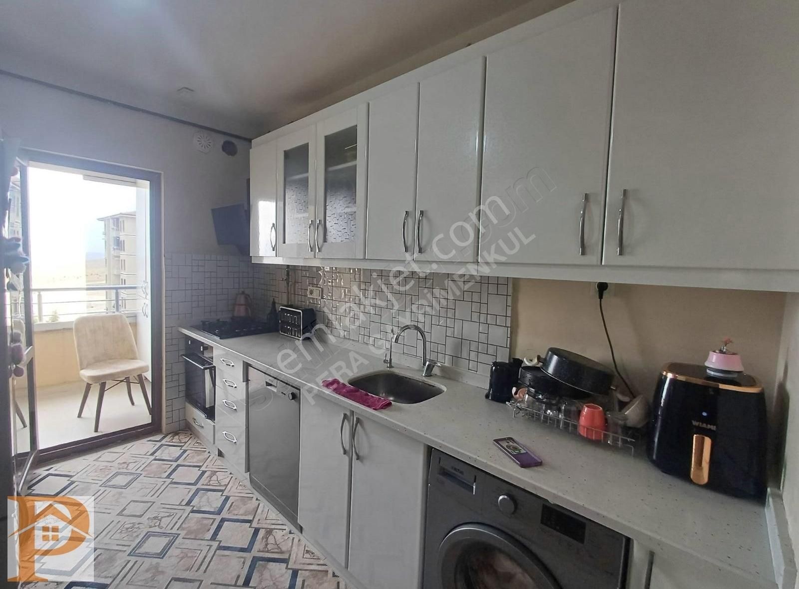 Şehitkamil Beykent Satılık Daire PERA GAYRİMENKUL'DEN BEYKENT'DE ÖZEL TASARIM 2+1 DAİRE