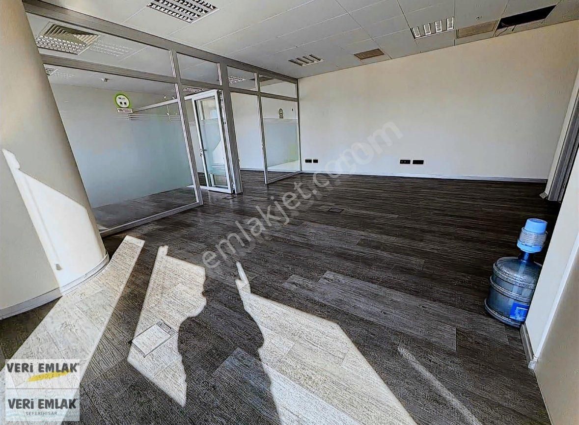 Bayraklı Tower ‘ Da 2+1 Kdv’li Kiralık 133 M2 Kiralık İşyeri! - Görsel 24