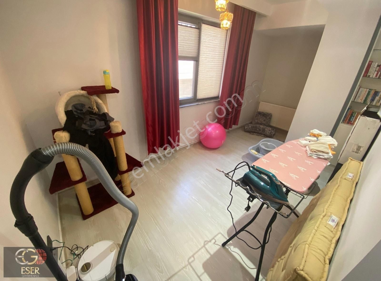 Merkezefendi Karahasanlı Satılık Daire ESER'DEN OTOBÜS DURAKLARI YAKINI 130 M2 2.5+1 LÜKS ARAKAT DAİRE.