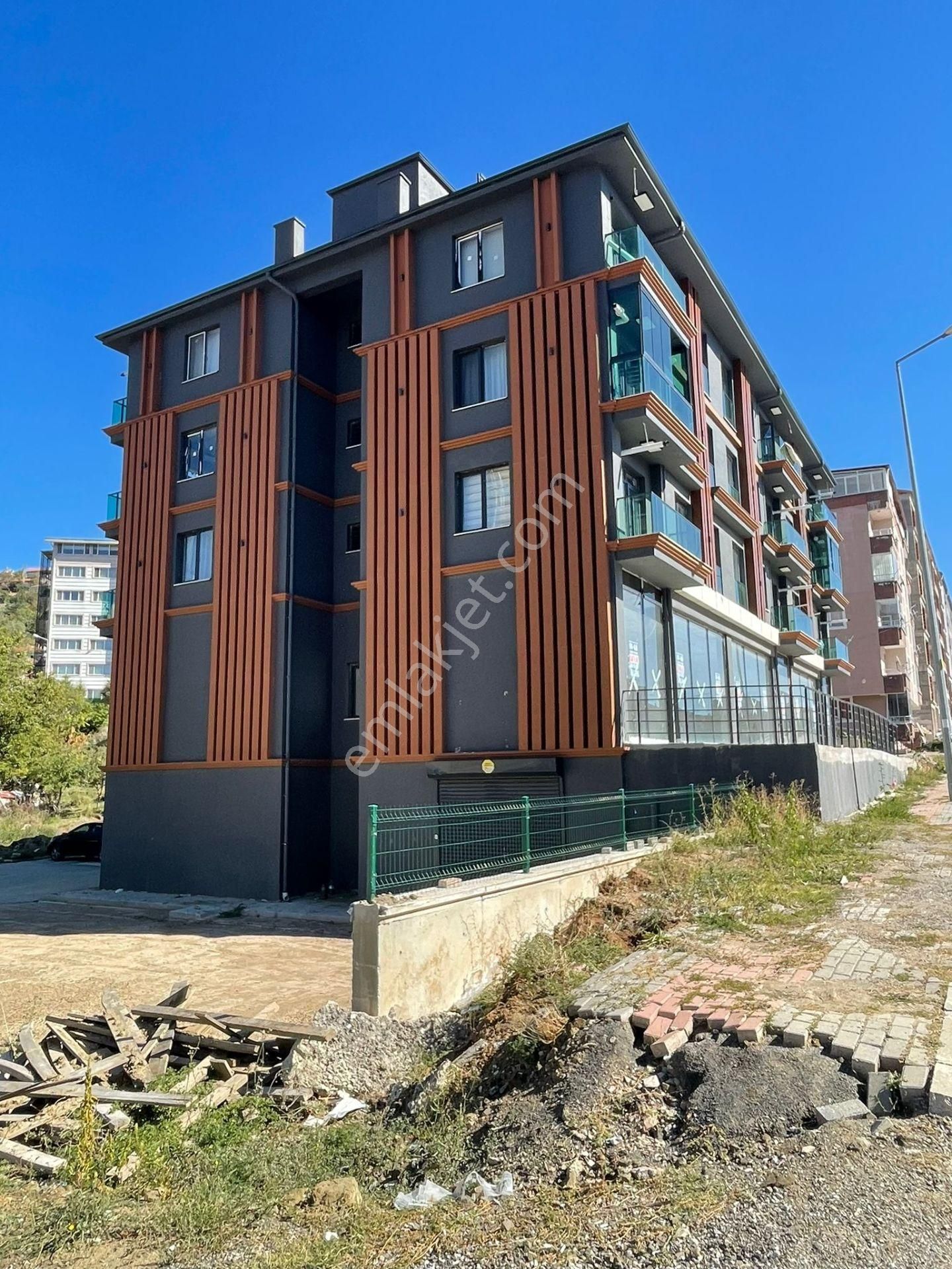 Yozgat Merkez Köseoğlu Kiralık Daire  ADLİYE YANINDA 2+1 GÜNEY CEPHELİ EŞYALI **** BURCU EMLAKTAN ****