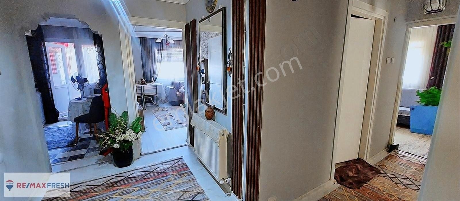 Karabağlar Yurdoğlu Satılık Daire MÜSTAKİL TADINDA,BAHÇELİ,MANZARALI, TADİLATLI 3+1 SATILIK DAİRE