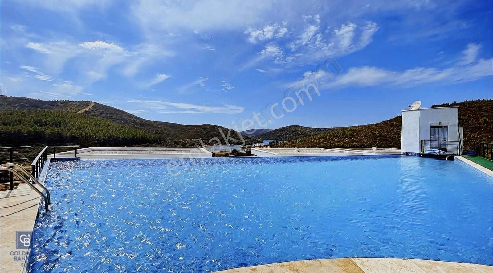 Bodrum Meşelik Kuyucak'ta Satılık Havuzlu Sitede Villa - Görsel 3