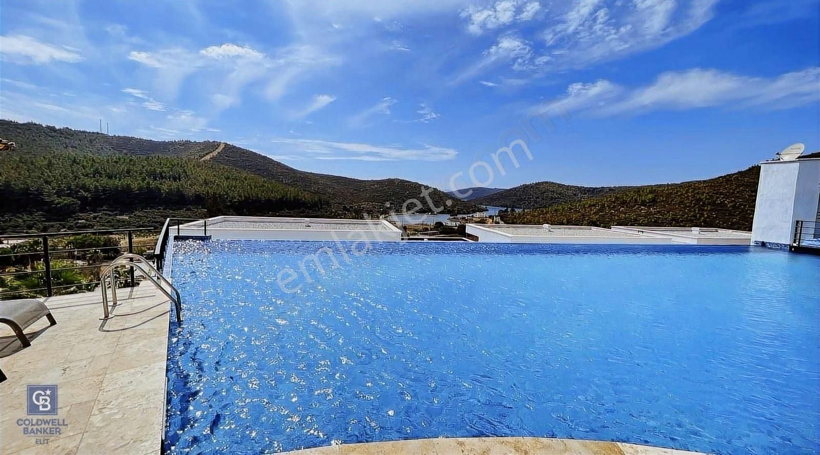Bodrum Meşelik Kuyucak'ta Satılık Havuzlu Sitede Villa - Görsel 11