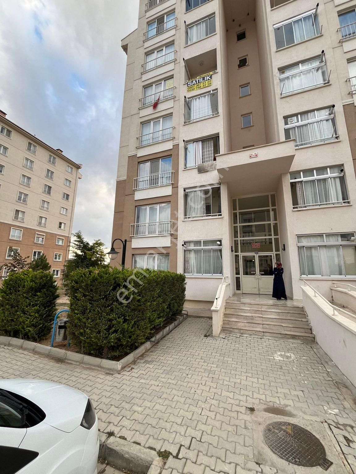 Selçuklu Yazır Satılık Daire MALİYE TOKİ DE ARA KAT 2+1 SATILIK DAİRE