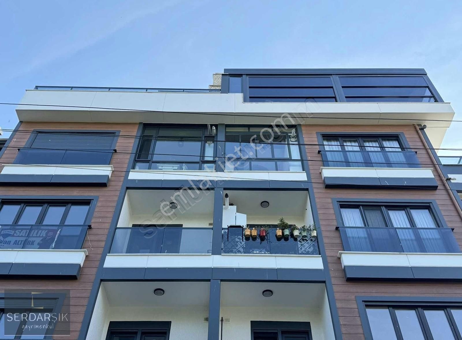 Darıca Bayramoğlu Satılık Daire *BAYRAMOĞLU ADA İÇİ 3+1 120M² ASANSÖRLÜ OTOPARKLI SIFIR ARA KAT*