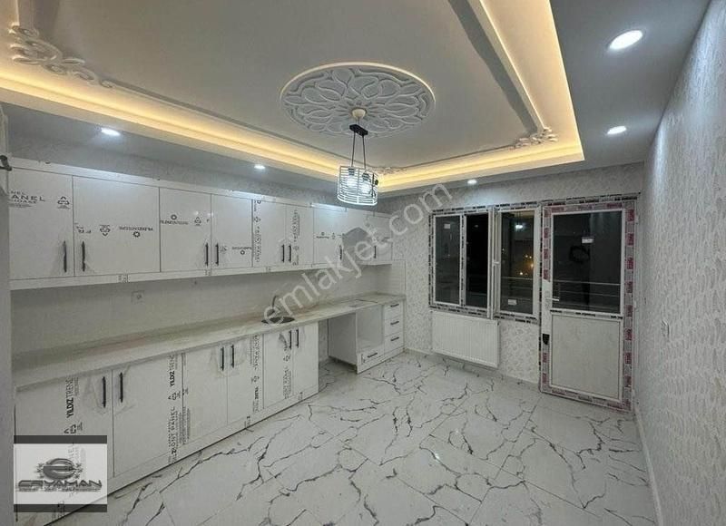 Esenyurt Mehterçeşme Satılık Daire ESENYURT MEHTERÇEŞME'DE ULAŞIMA YAKIN SATILIK 2+1 DAİRE