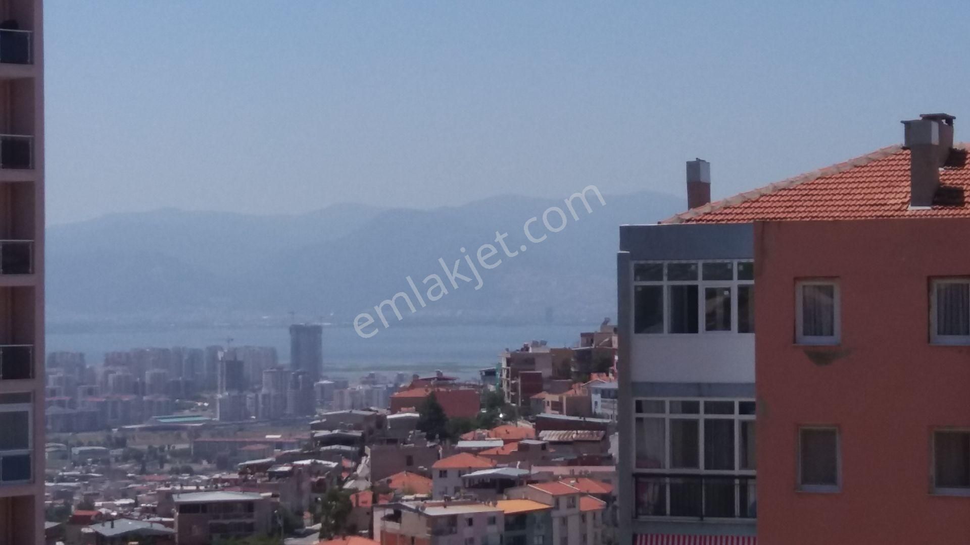 Çiğli Yakakent Kiralık Daire  SAHİBİNDEN DENİZ MANZARALI KİRALIK DAİRE