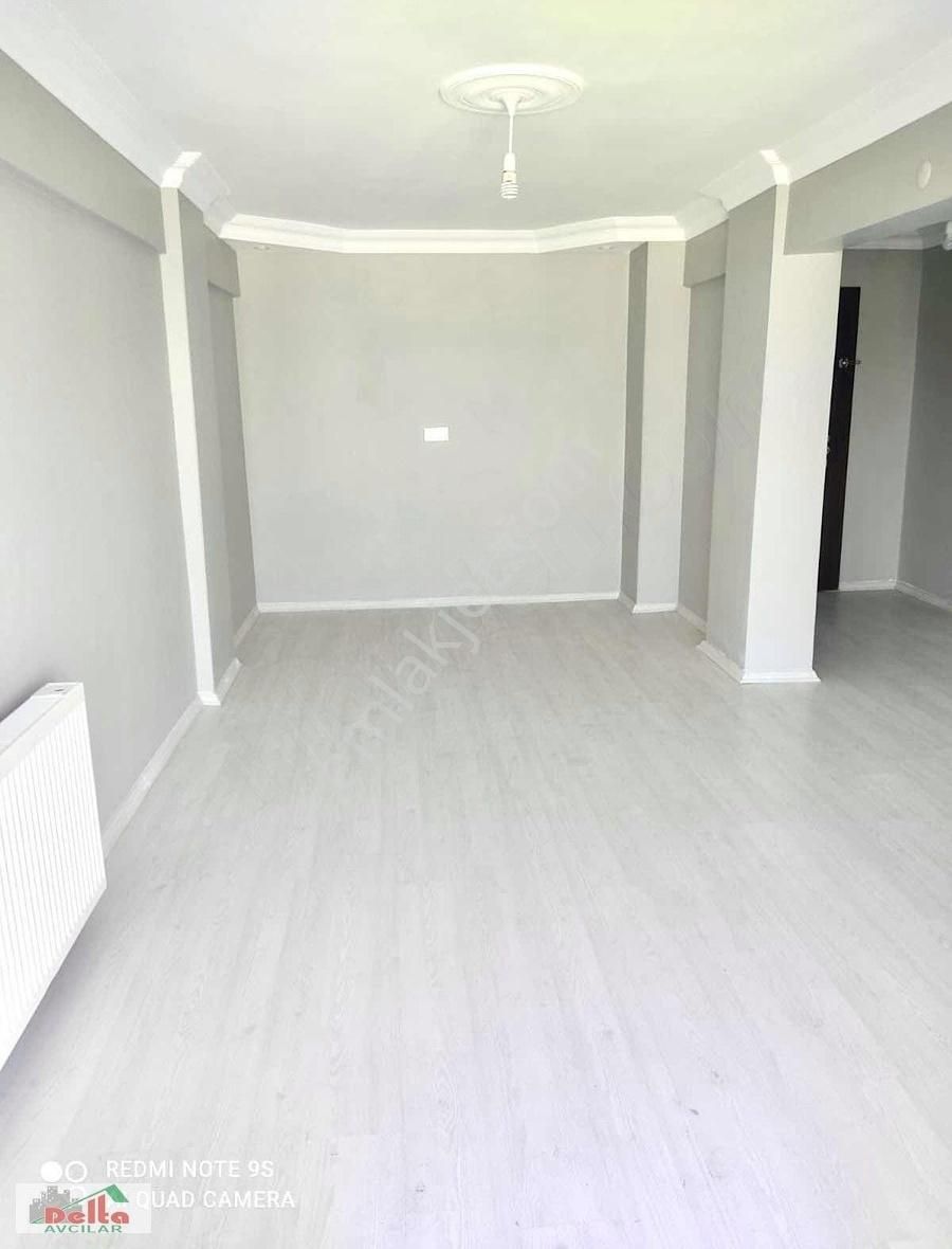 Avcılar Denizköşkler Satılık Daire Deniz manzaralı 1+1 çok acil satılık 60m2 sıfırlanmış daire