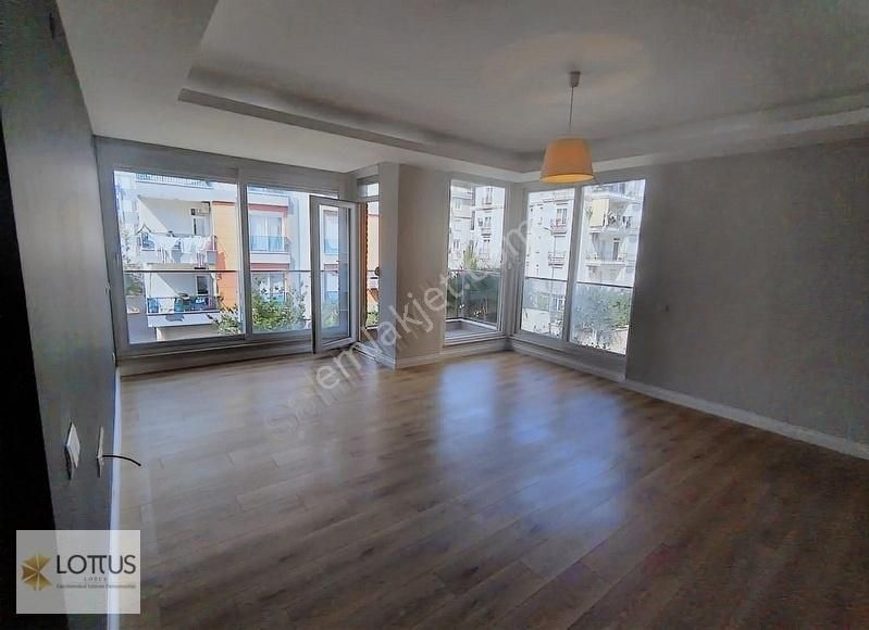 Muratpaşa Kızılarık Satılık Daire MURATPAŞA CADDE ÜSTÜ AYRI MUTFAK SATILIK 2+1 DAİRE