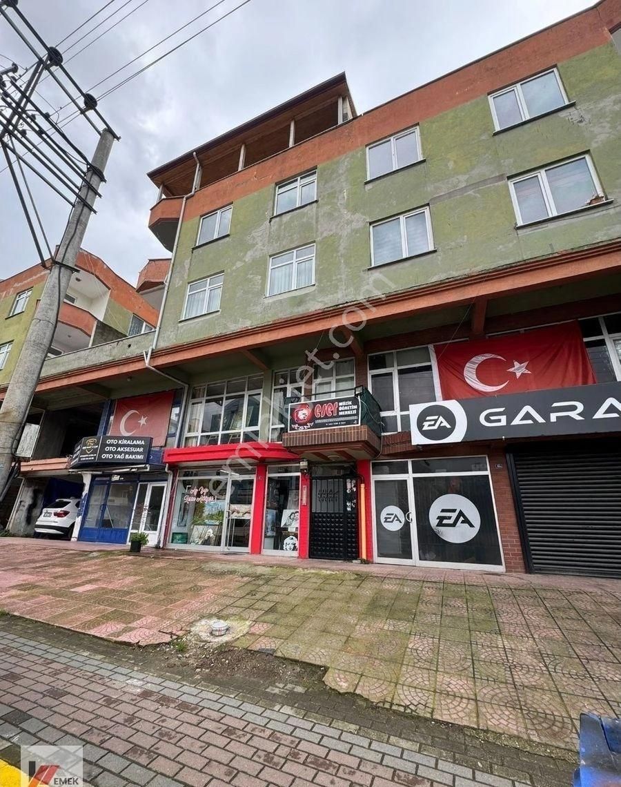 Körfez Atalar Satılık Daire ATALAR MAH.DE ANA CADDE ÜZERİ 3+1 SATILIK DAİRE EMEK EMLAKTAN S-2647