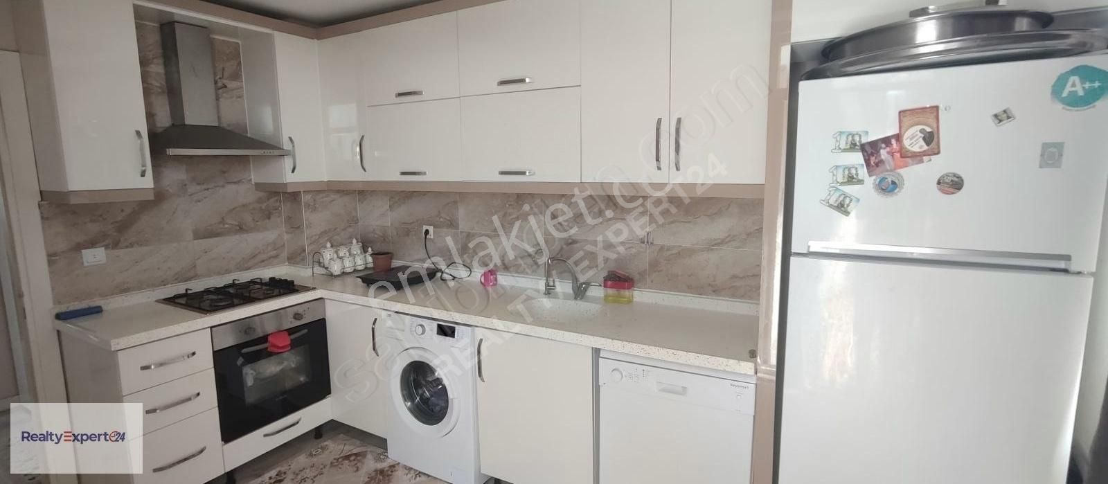 Aksu Macun Satılık Daire AKSU MACUN MAH. 3+1 SATILIK ARA KAT DAİRE