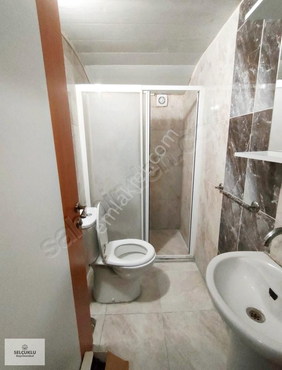 Pamukkale Yunusemre Kiralık Daire Selçukludan Yunusemrede 2+1 Depozitosuz Eşyalı Apart 65 M2