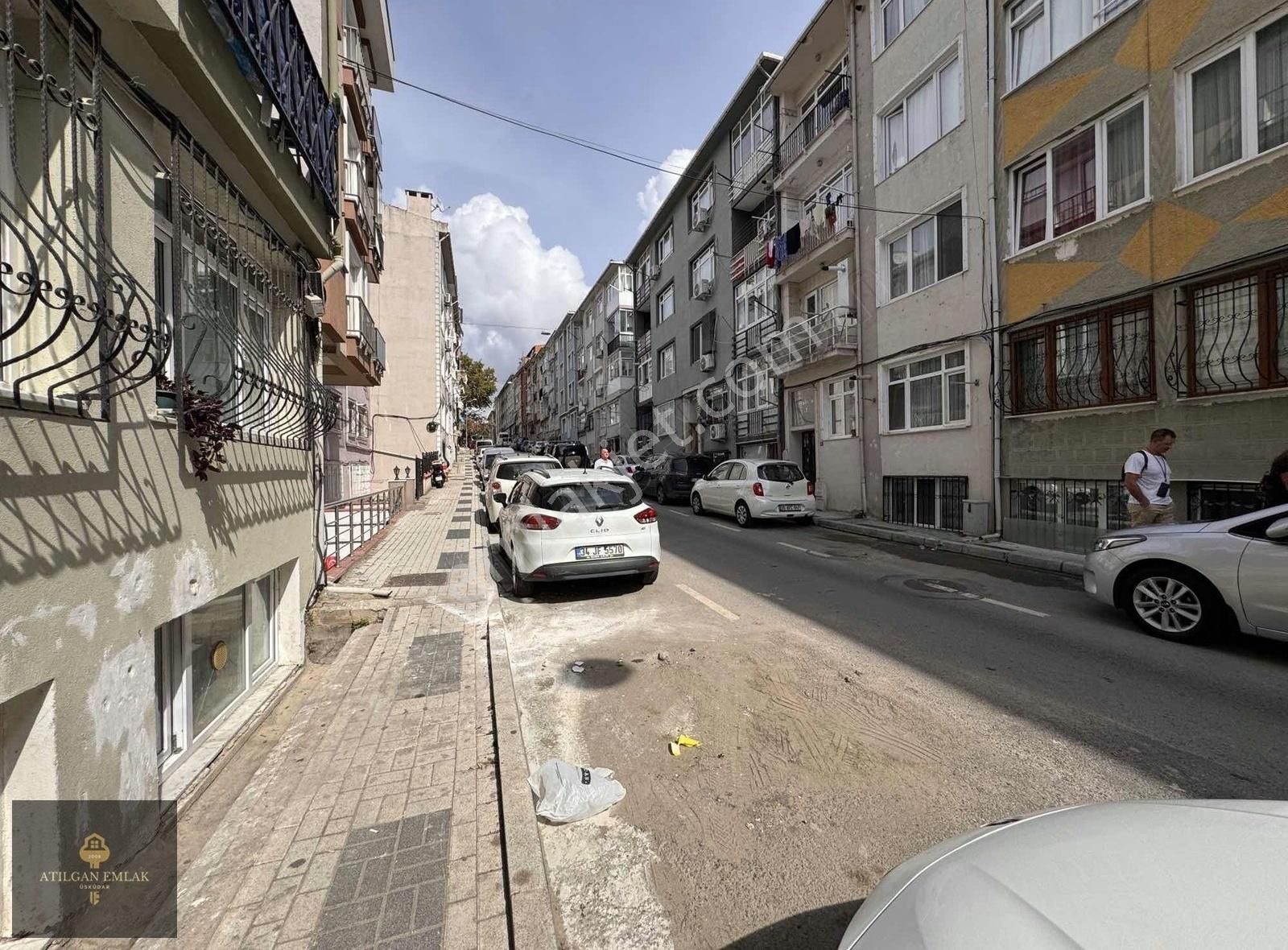 Üsküdar Valide-i Atik Satılık Daire Üsküdar Zeynepkamil'de Yatırıma Uygun Satılık 2+1 Daire