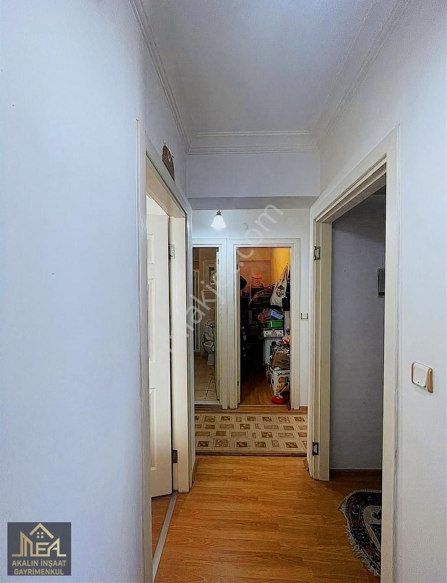 Karabağlar Kazım Karabekir Satılık Daire YEŞİLYURT TÜRBE CADDESİ YAKINI 3+1 GENÇ BİNADA SATILIK DAİRE