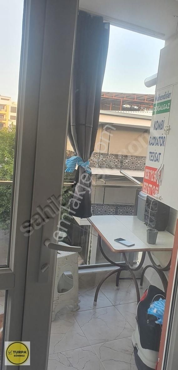 Menderes Cüneytbey Satılık Daire TURPA SÖNMEZDEN CÜNEYTBEYDE KULLANIŞLI LÜKS 2+1 DAİRE