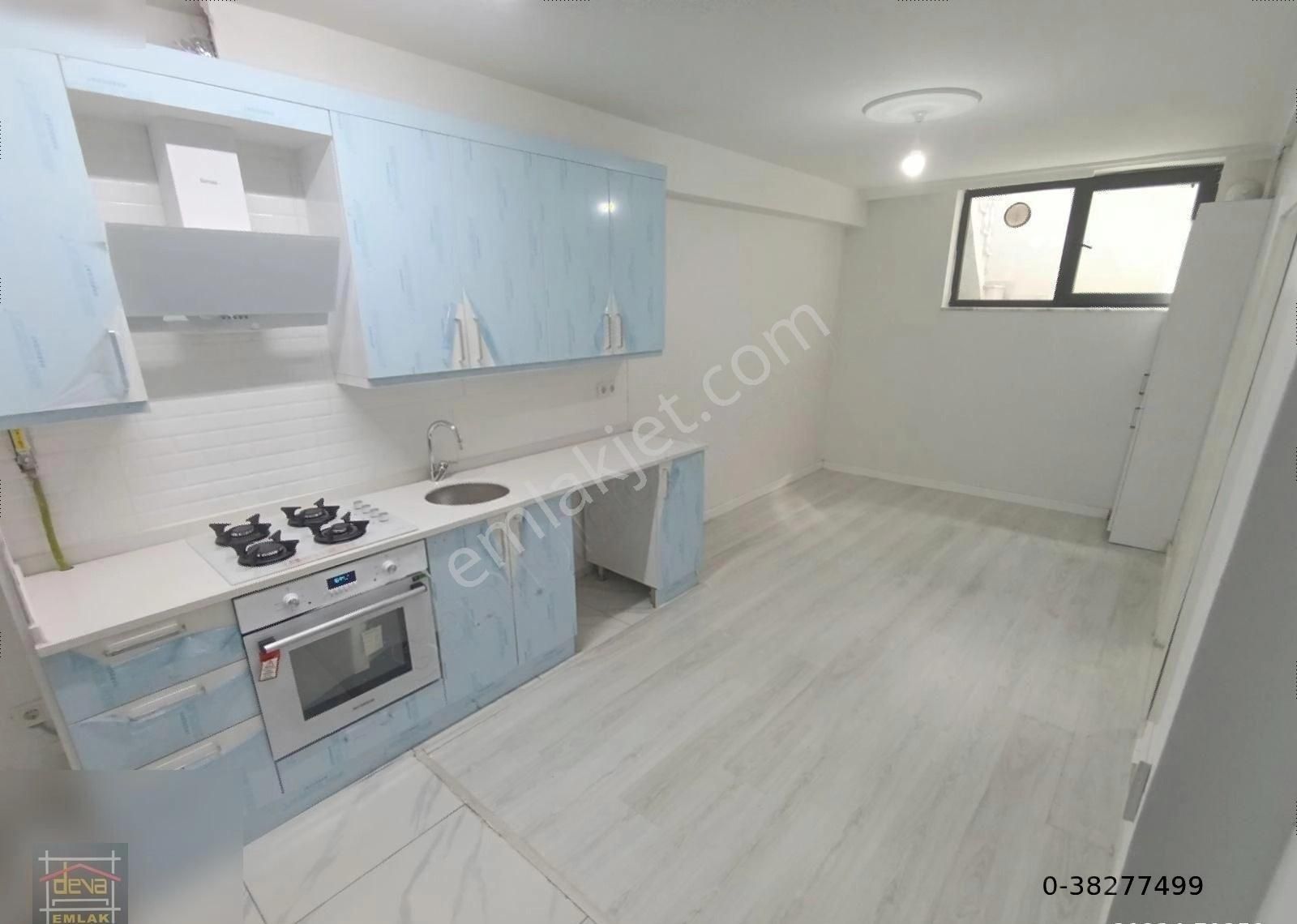 Üsküdar Mimar Sinan Kiralık Daire DEVADAN ÇARŞI İÇİNDE SIFIR BİNADA ASANSÖRLÜ YOKUŞSUZ 1+1 50M2