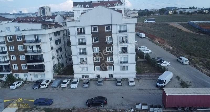 Çayırova Şekerpınar Satılık Daire ERTÜRK EMLAK'TAN GOLD CİTY EVLERİNDE 3+1 120 M2 ARA KAT DAİRE