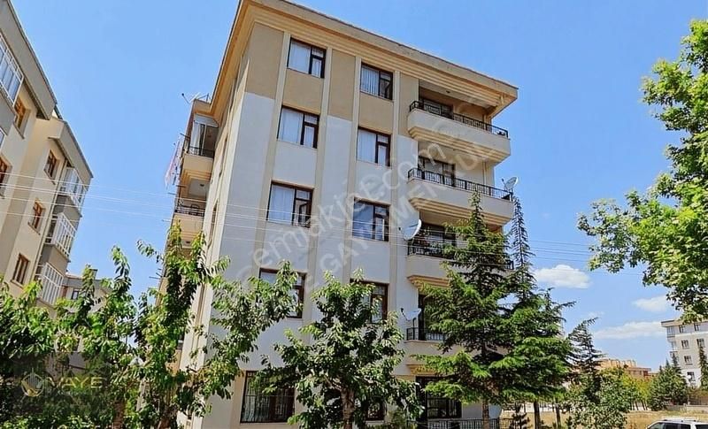 Selçuklu Yazır Satılık Daire VAYE GAYRİMENKULDEN YAZIR İST. YOLUNDA SATILIK 3+1 ARAKAT DAİRE