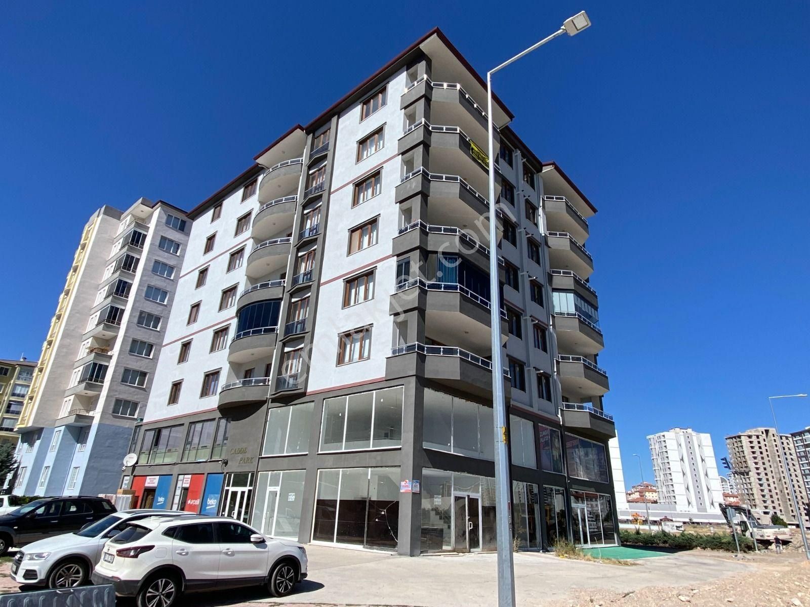 Niğde Merkez Aşağı Kayabaşı Satılık Daire  NİĞDE MERKEZ AŞAĞIKAYABAŞI MH.BOR YOLUNA YAKIN 4+1 SATILIK DAİRE