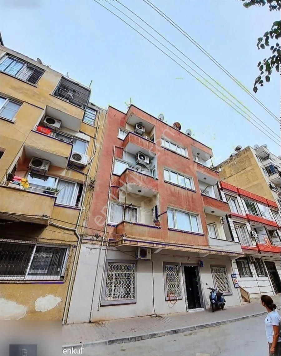 Toroslar Sağlık Satılık Daire SAĞLIK MAH KUVAYI MİLLİYE OKULU YANINDA EŞYALI SATILIK DAİRE