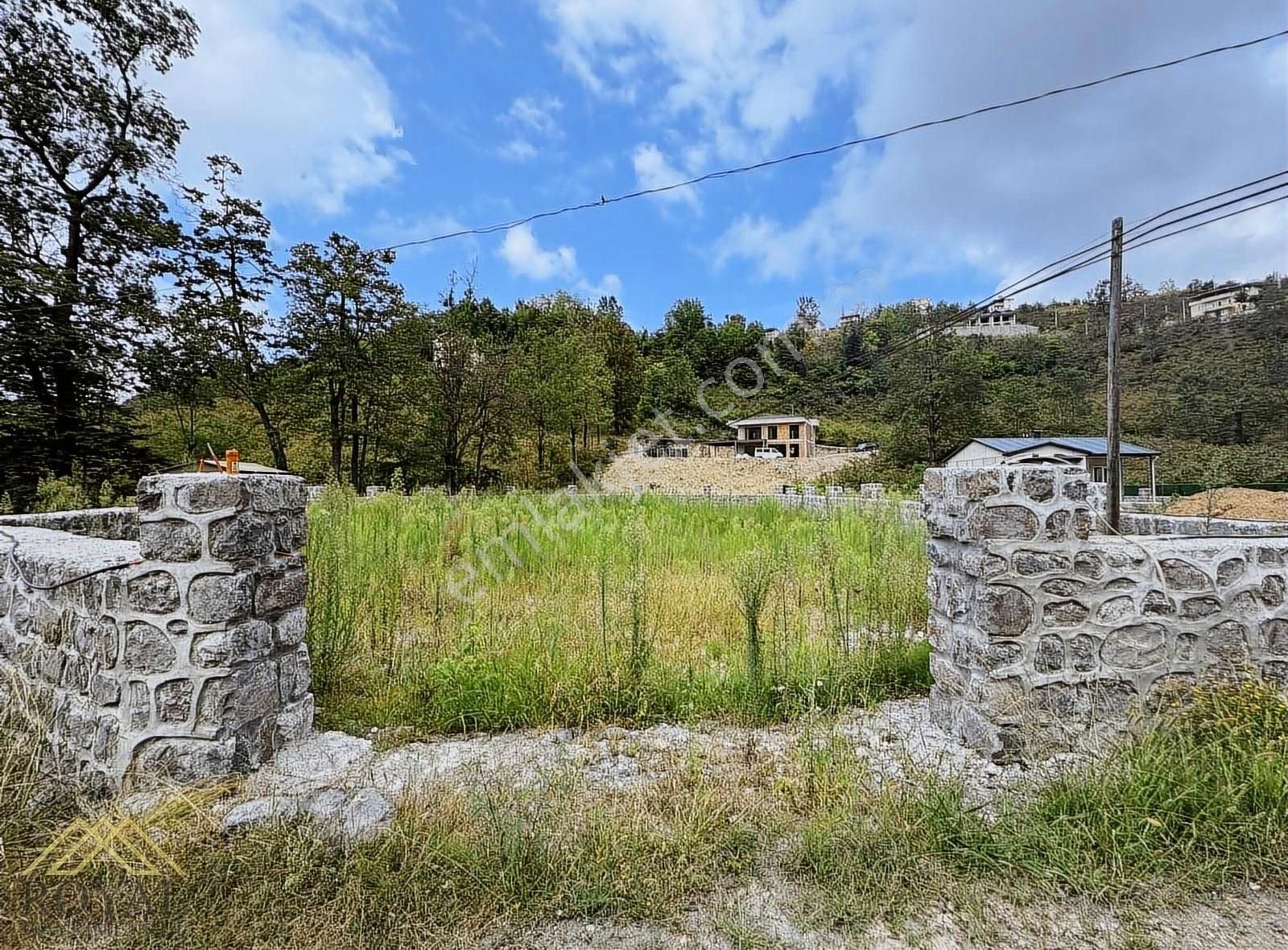 Ortahisar Uğurlu Satılık Tarla Trabzon Uğurlu'da Satılık Ruhsatı Hazır Villalık Arazi