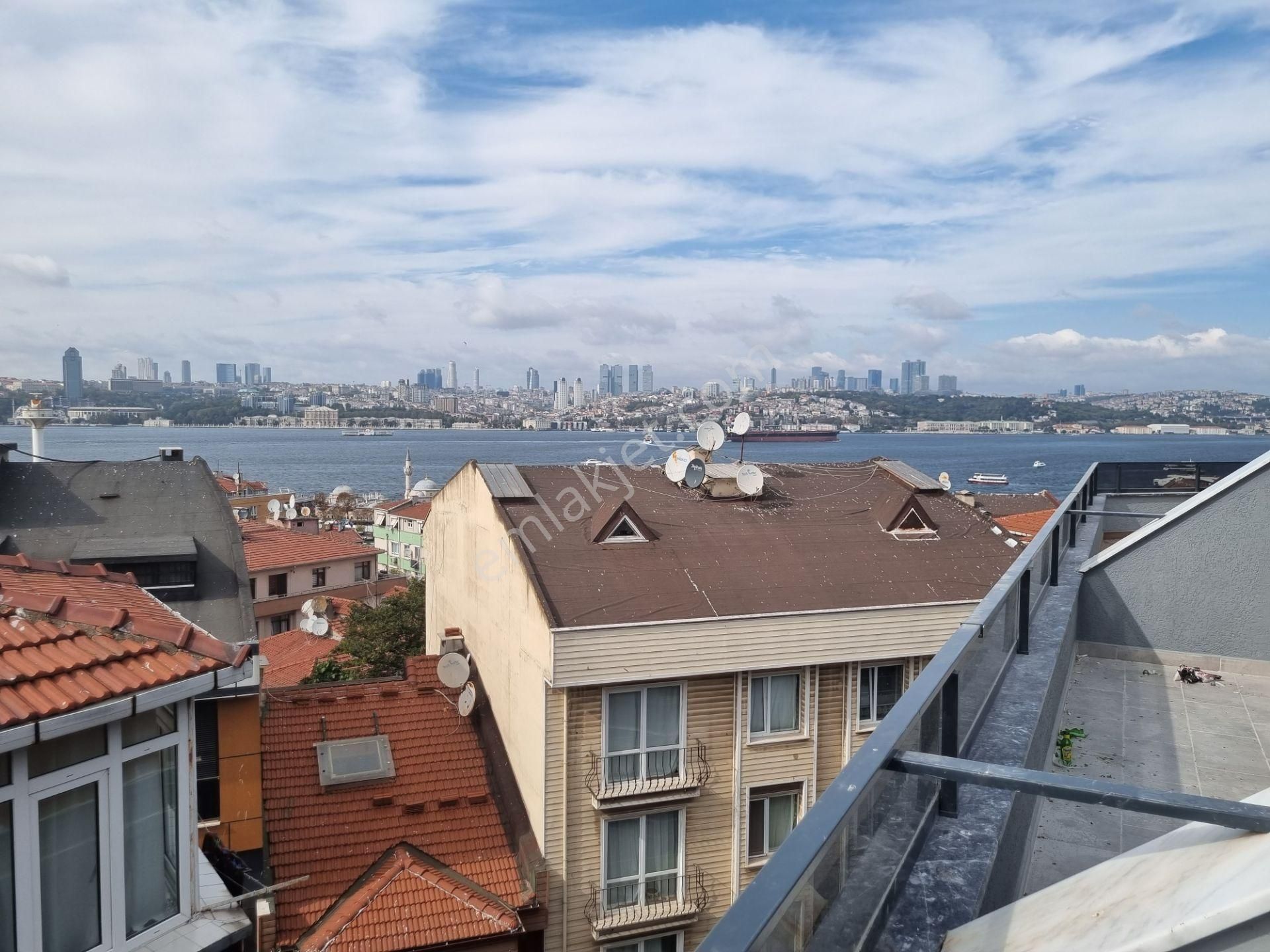 Üsküdar Aziz Mahmut Hüdayi Kiralık Daire  DELUXE 26 ' DAN YENİ BİNADA TERASLI DENİZ MANZARALI 3+2 185 m2 DUBLEX DAİRE