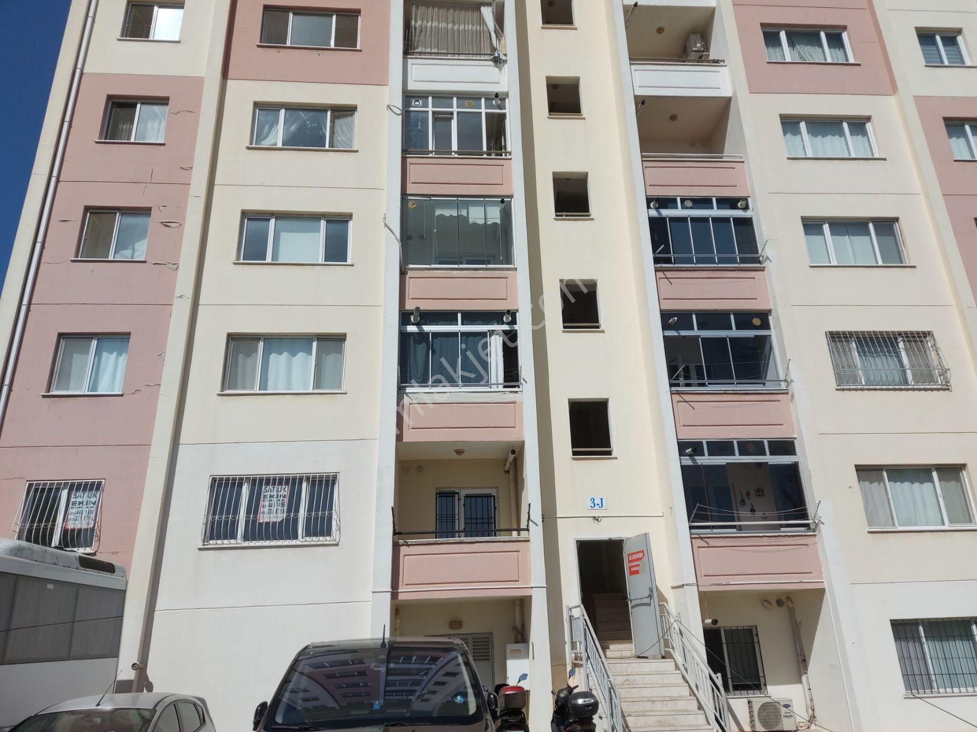 Buca Aydoğdu Kiralık Daire Buca Toki Konutlarında Ön Cepheli 3+1 Zemin Kat Daire