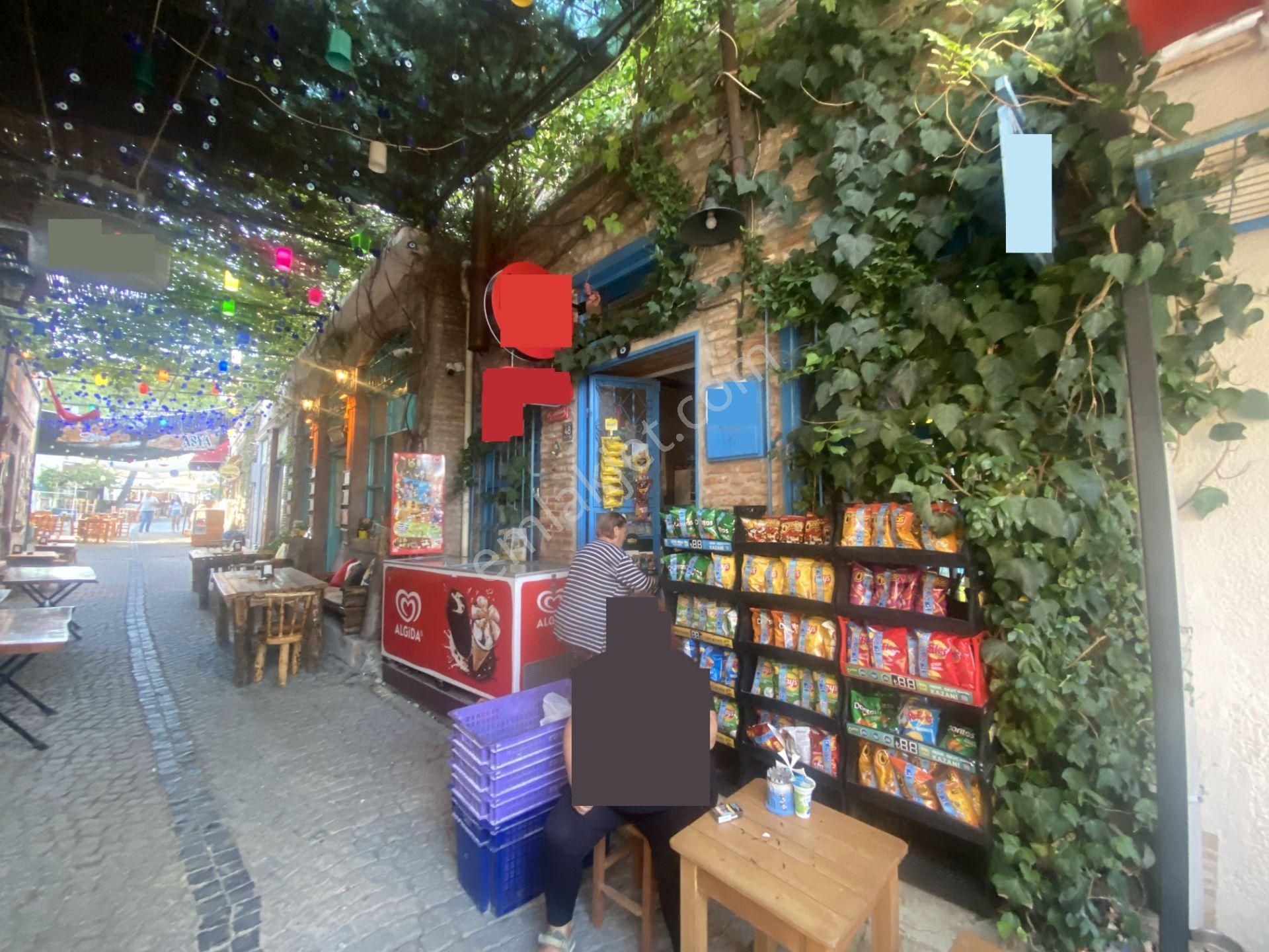 Balıkesir Ayvalık Küçükköy De Satılık Bina Merkezde. - Görsel 5