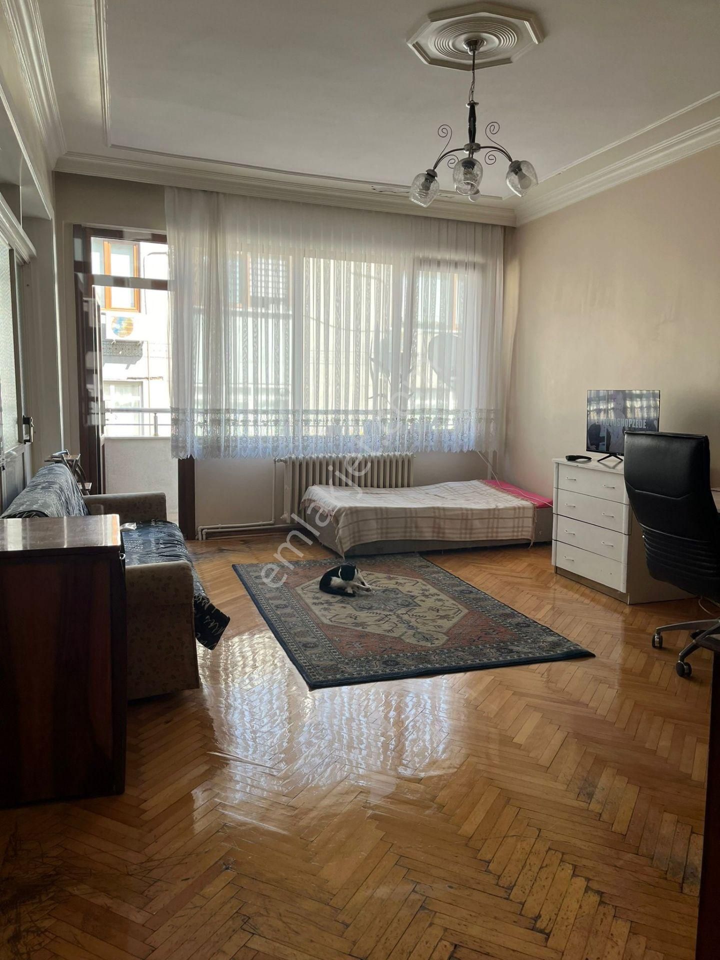 Bayrampaşa/yenidoğan'da Satılık Daire - Görsel 3