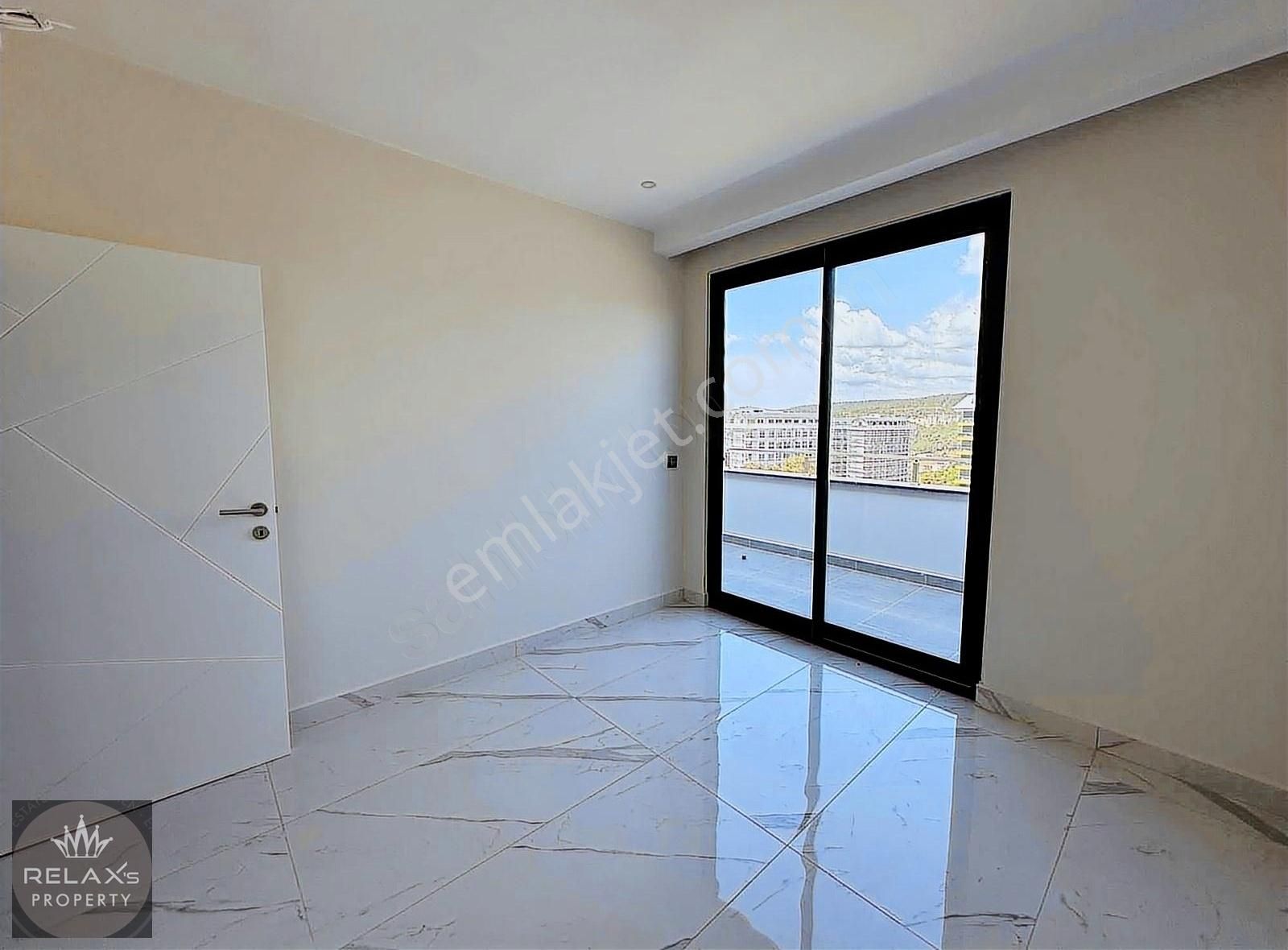 Alanya Avsallar Satılık Daire AVSALLARDA KONAK GREEN TOWER 2+1 DUBLEX PENTHOUSE