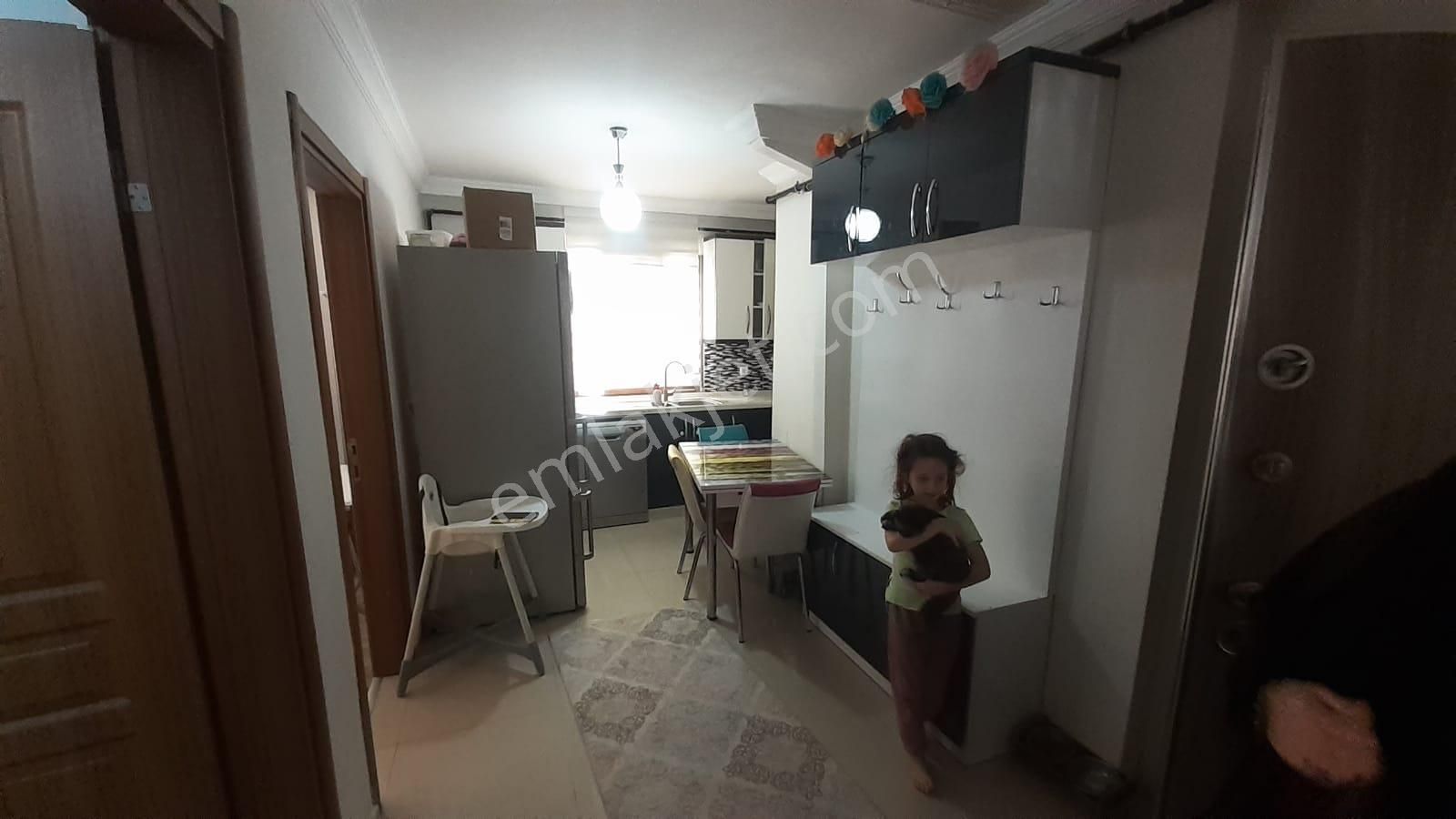 Yunusemre Tevfikiye Satılık Daire  TEVFİKİYE MAHALLESİ   (SATILIK)  2+1 80 M² 5 KATLININ YÜKSEK ZEMİN KATI 