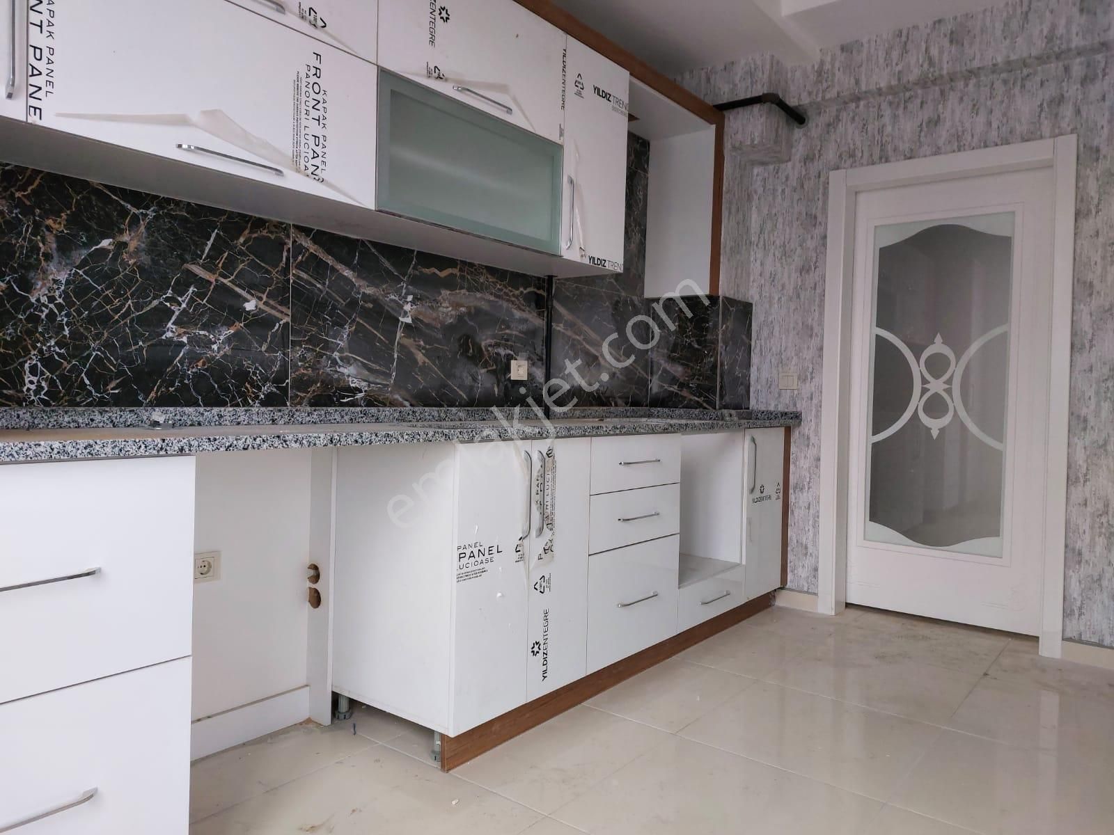 Selçuklu Selahaddin Eyyubi Satılık Daire  S.EYYÜBİ MAH. İŞYAPAR GAYRİMENKUL'DEN SATILIK 3+1 155M2 SIFIR DAİRE