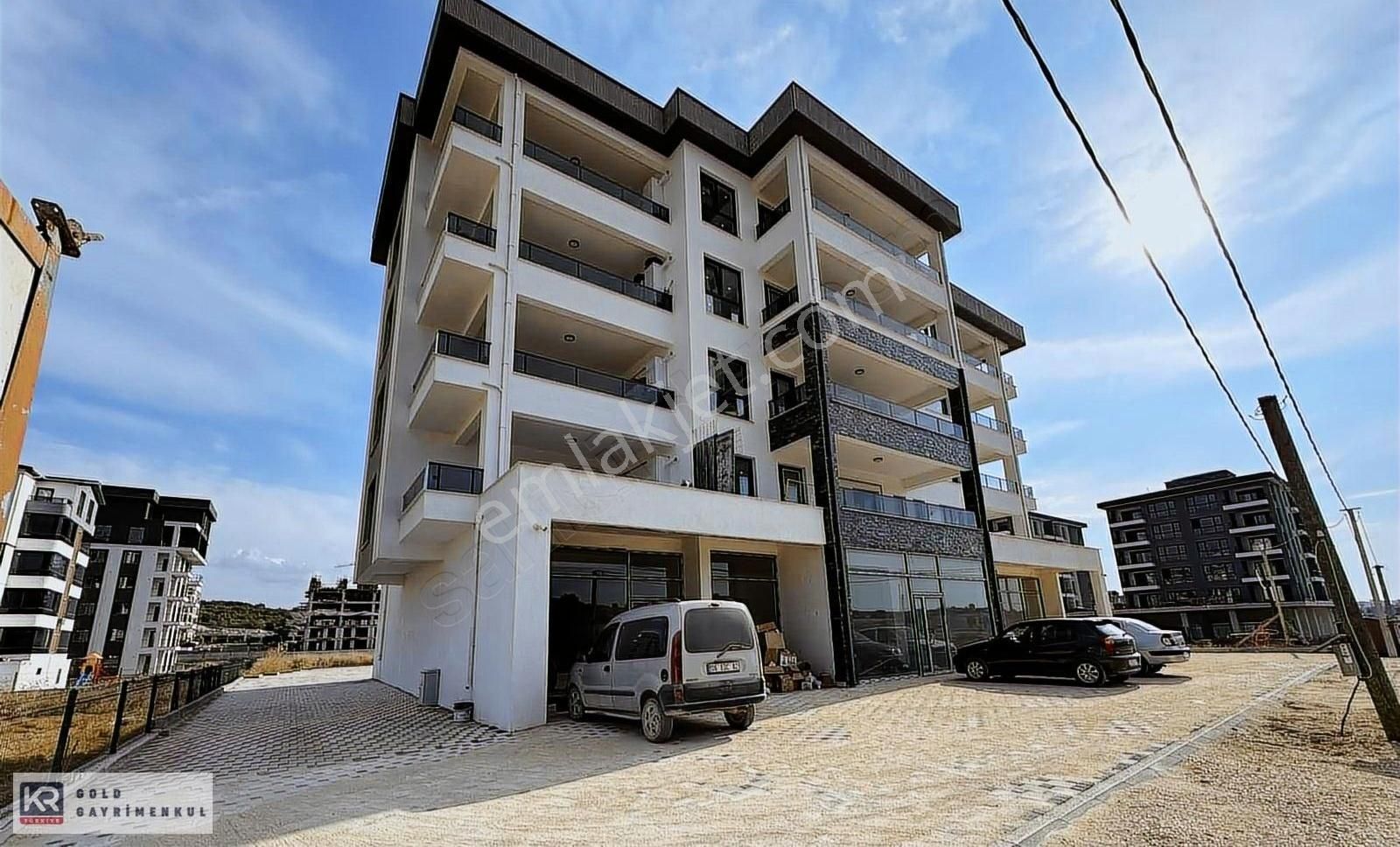 Nilüfer 30 Ağustos Zafer Satılık Daire KR GOLD'dan KAYAPA'da 3+1 137 m² SIFIR DAİRE