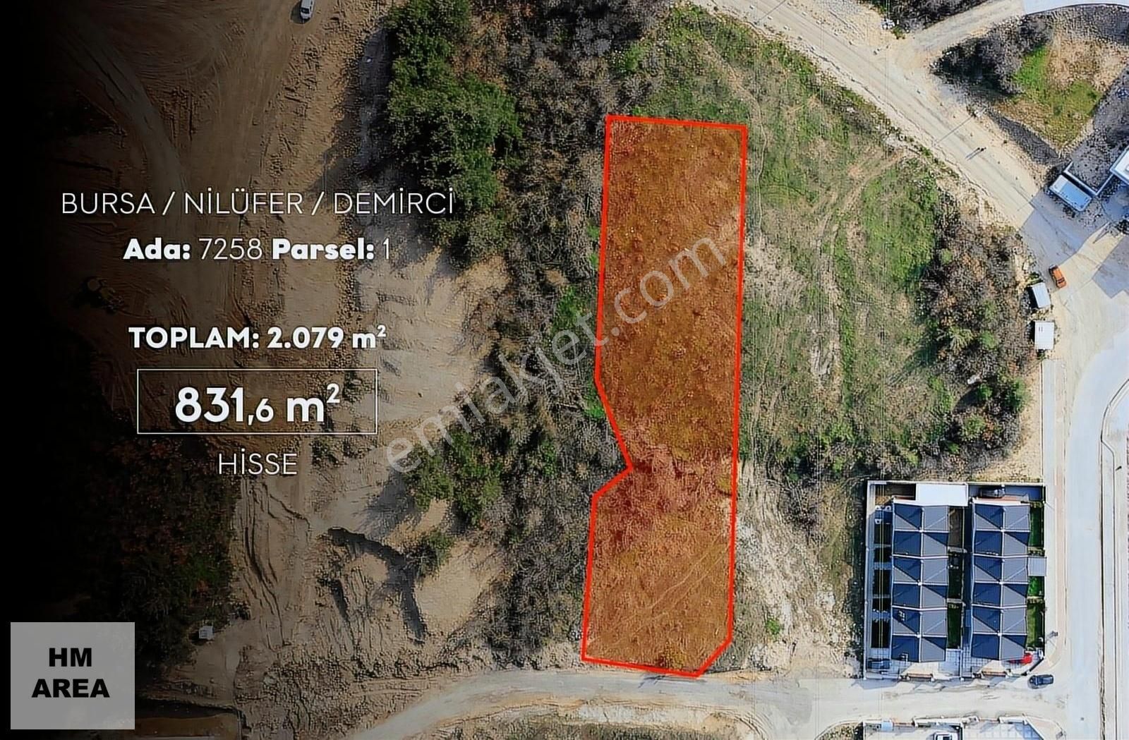 Nilüfer Demirci Satılık Villa İmarlı REMAX AREA'DAN DEMİRCİ'DE SATILIK VİLLA İMARLI 831 M2 HİSSE