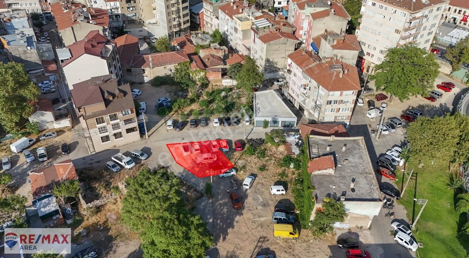 Osmangazi Demirtaşpaşa Satılık Ticari İmarlı Remax AREA dan Ördekli Hamam Yakını Satılık 133 m2 İmarlı Arsa