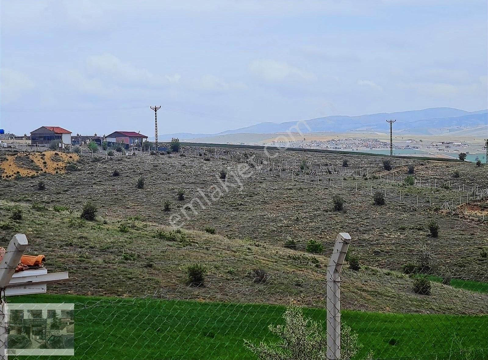 Altındağ Kavaklı Satılık Tarla KAVAKLIDA 1400 METRE TAPULU TELLİ KAPILI MANZARALI BAHÇELİK