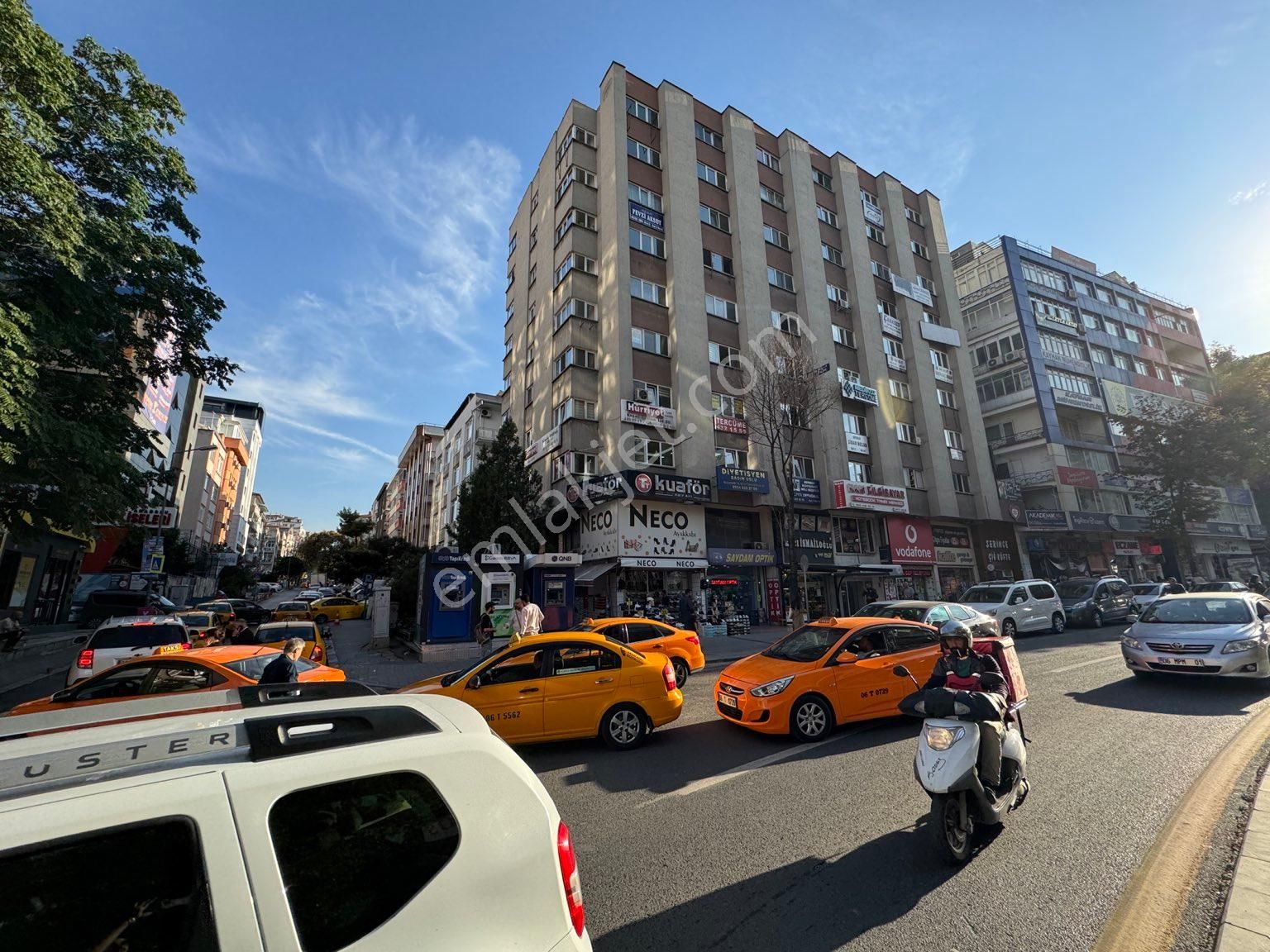 Çankaya Kültür Satılık Büro  KIZILAY ZİYA GÖKALP CADDESİNDE 2+1&1+1 YANYANA TEK VEYA ÇİFT