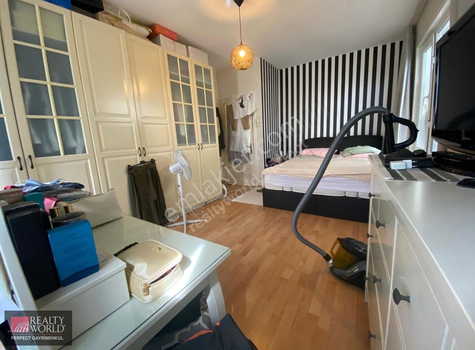 *realty World*ortaköy De Satılık 3+1 Daire - Görsel 4