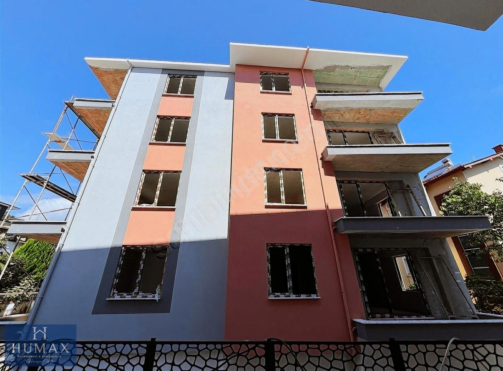 Giresun Merkez Erikliman Satılık Daire ERİKLİMAN MAH. 1+1 70M2 KOMBİ MUTFAK VESTİYER DAHİL SIFIR DAİRE