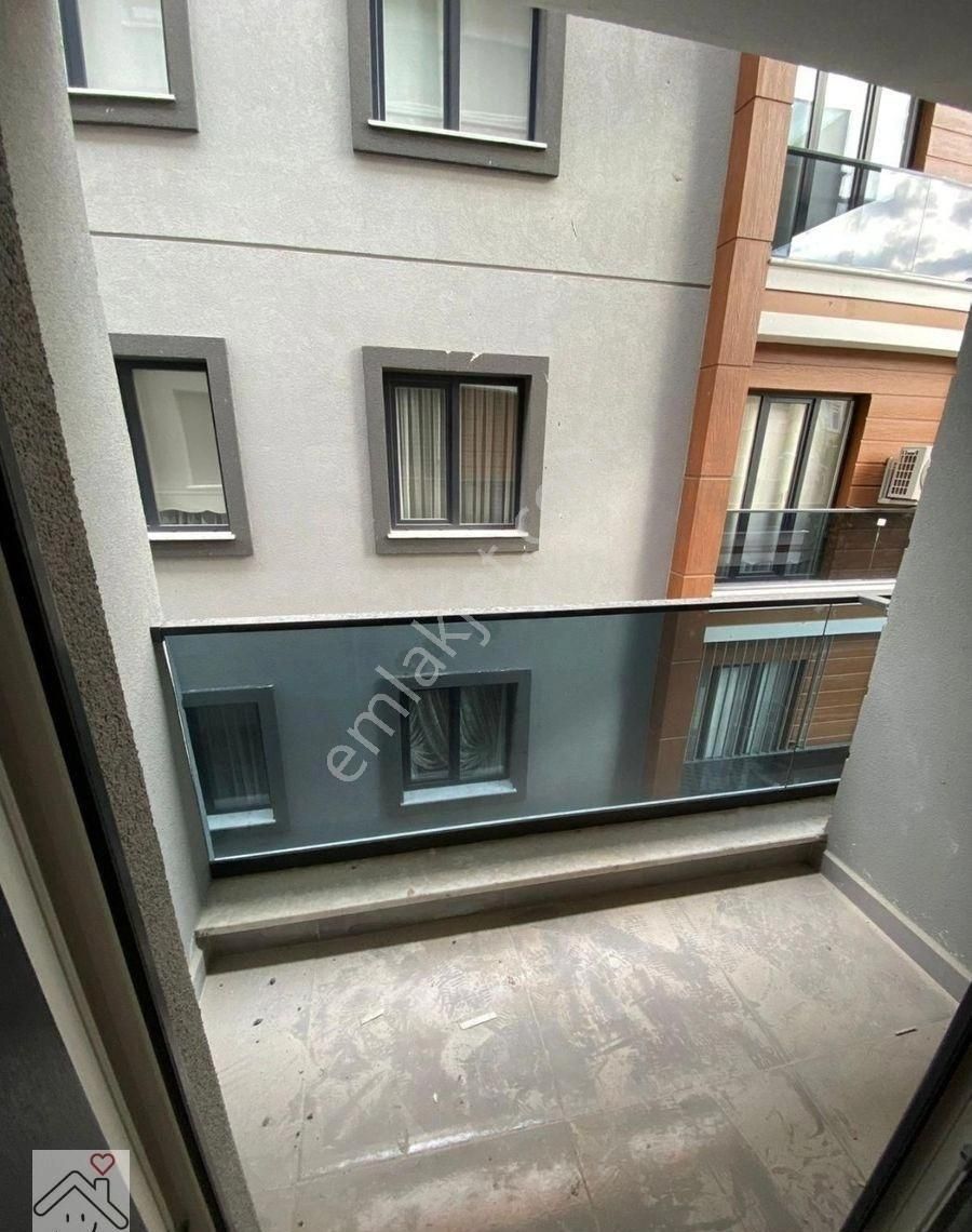 Avcılar Merkez Kiralık Daire Avcılar merkezde çok güzel konumda muhteşem sıfır 3+1 arakat kiralık daire fırsatı