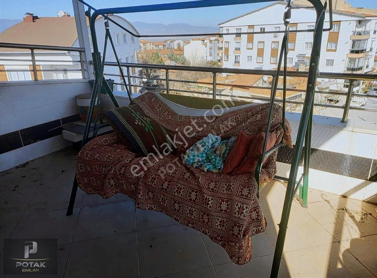 Burdur Merkez Emek Kiralık Daire BURDUR MERKEZ EMEK MAHALLESİNDE 1+1 HER ŞEY DAHİL DAİRE