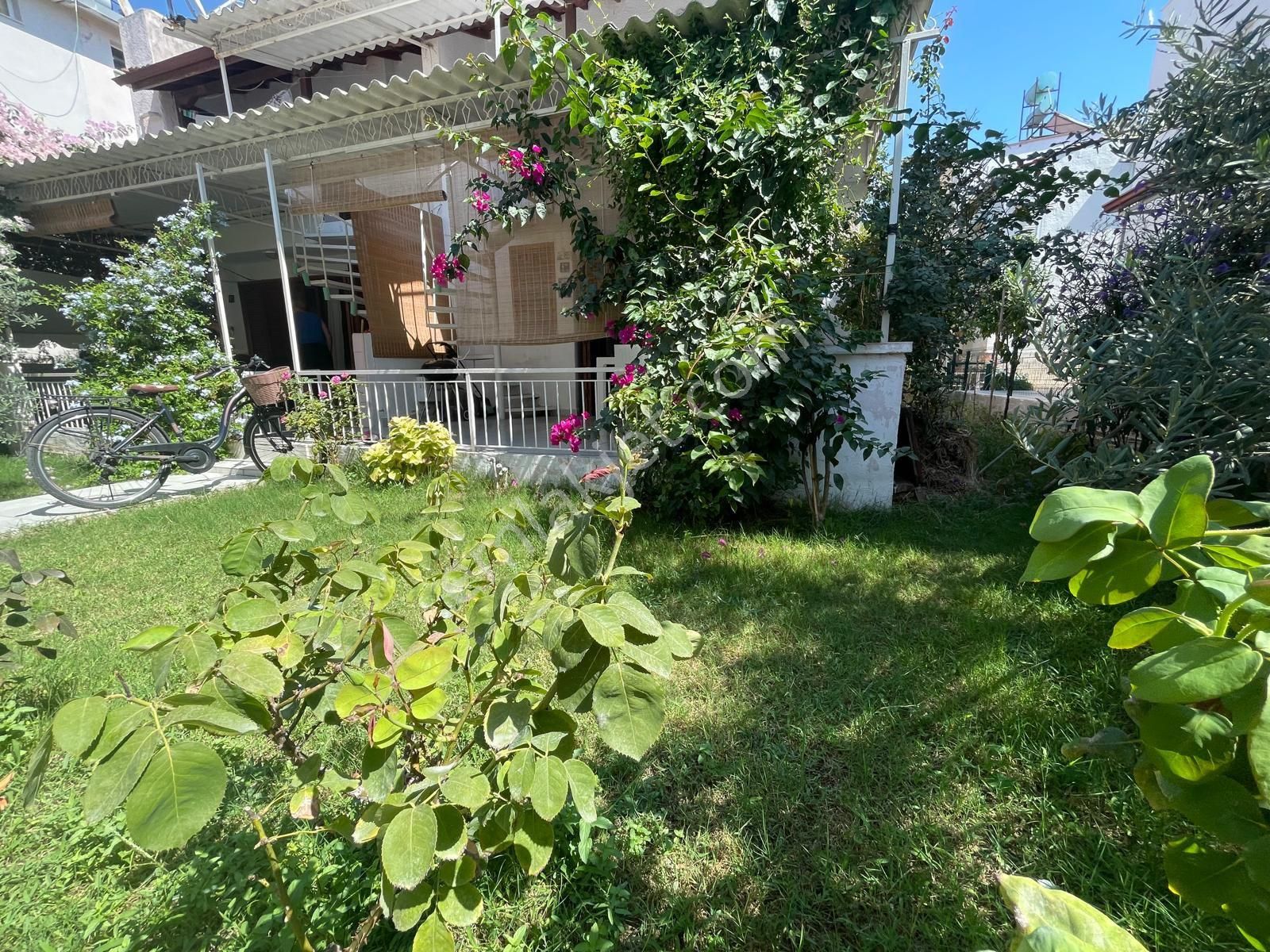 Kuşadası Davutlar Satılık Villa DAVUTLAR DA SATILIK 2+1 VİLLA